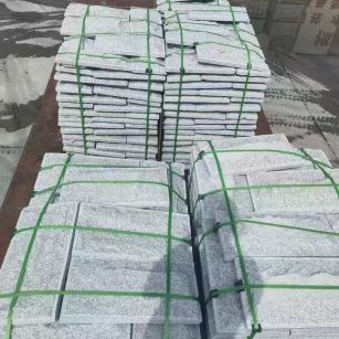 新乡 芝麻白蘑菇石装车出货