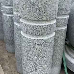 新乡 芝麻白花岗岩挡车柱、隔离柱多少钱