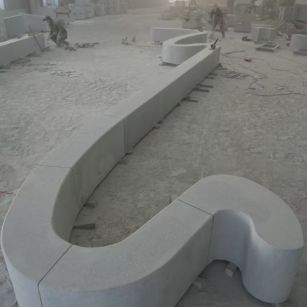 新乡 花岗岩整石坐凳拼装