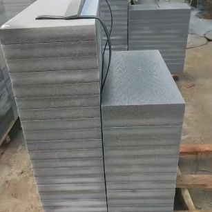 新乡 芝麻灰火烧面300*600*50地铺石材