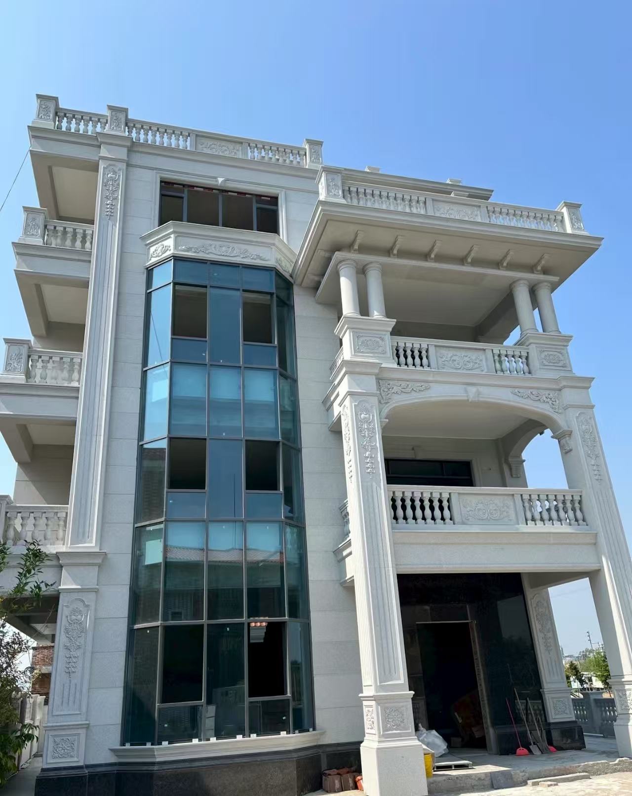 新乡 芝麻白花岗岩别墅外墙干挂效果展示