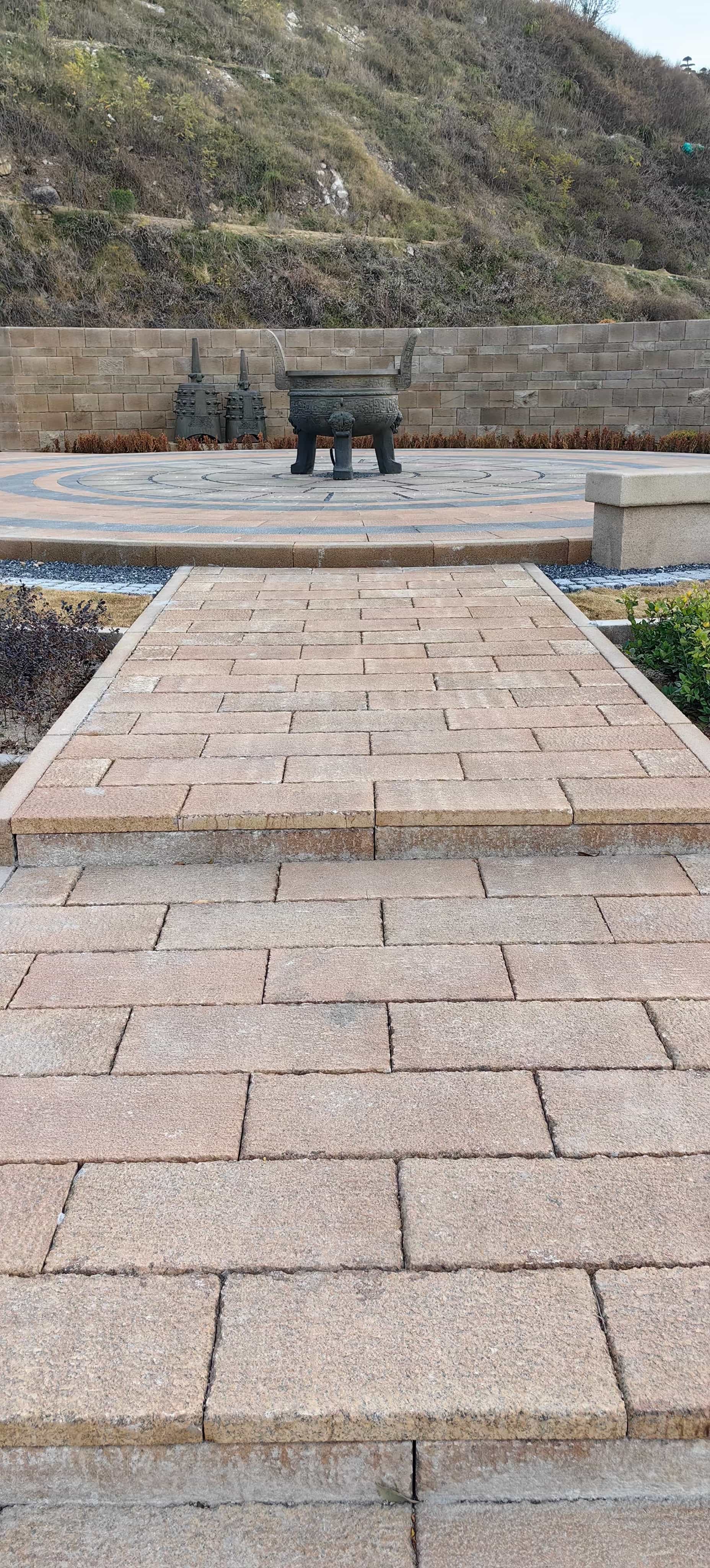 新乡仿古石铺装效果