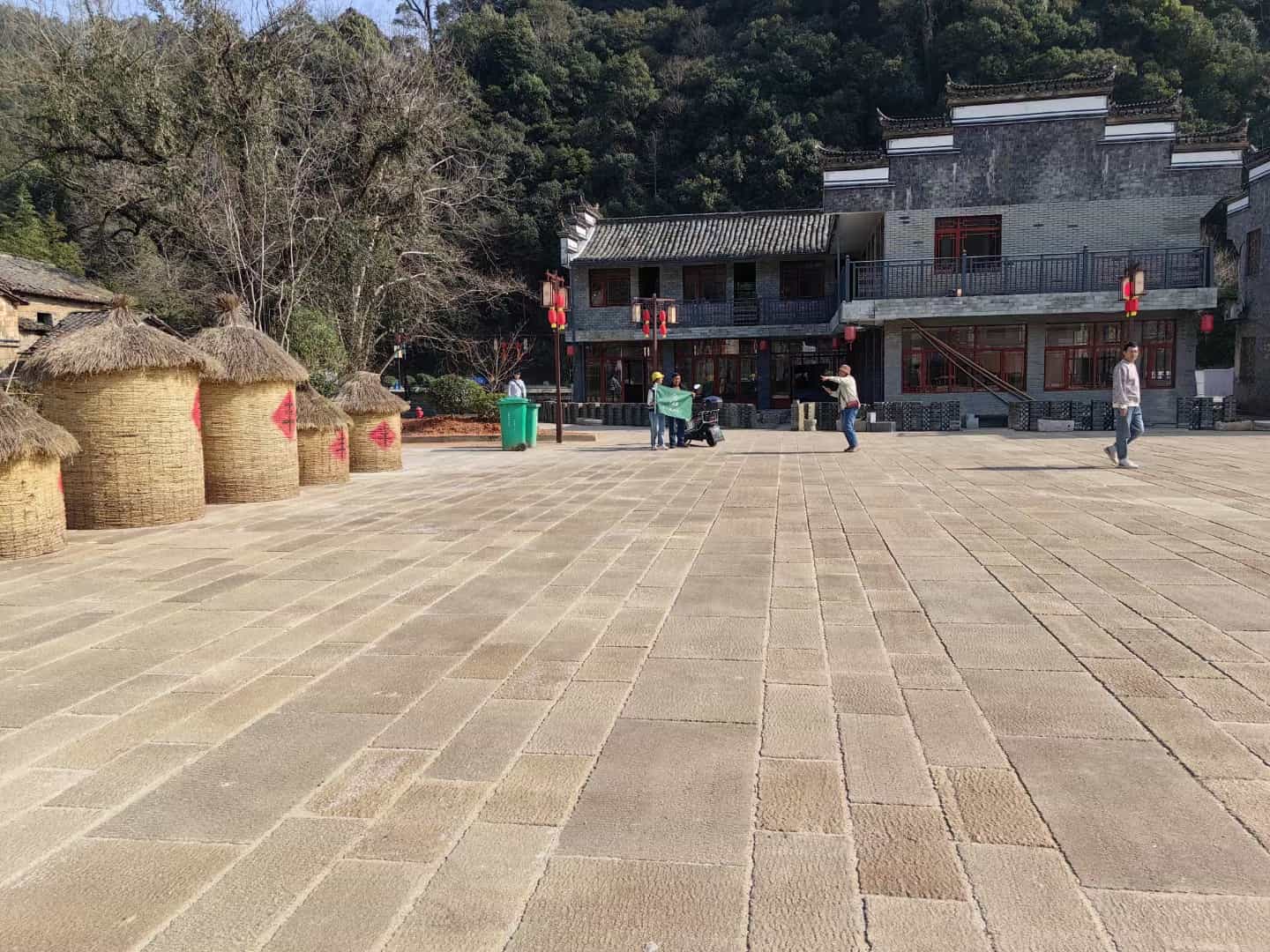 新乡仿古石铺装效果