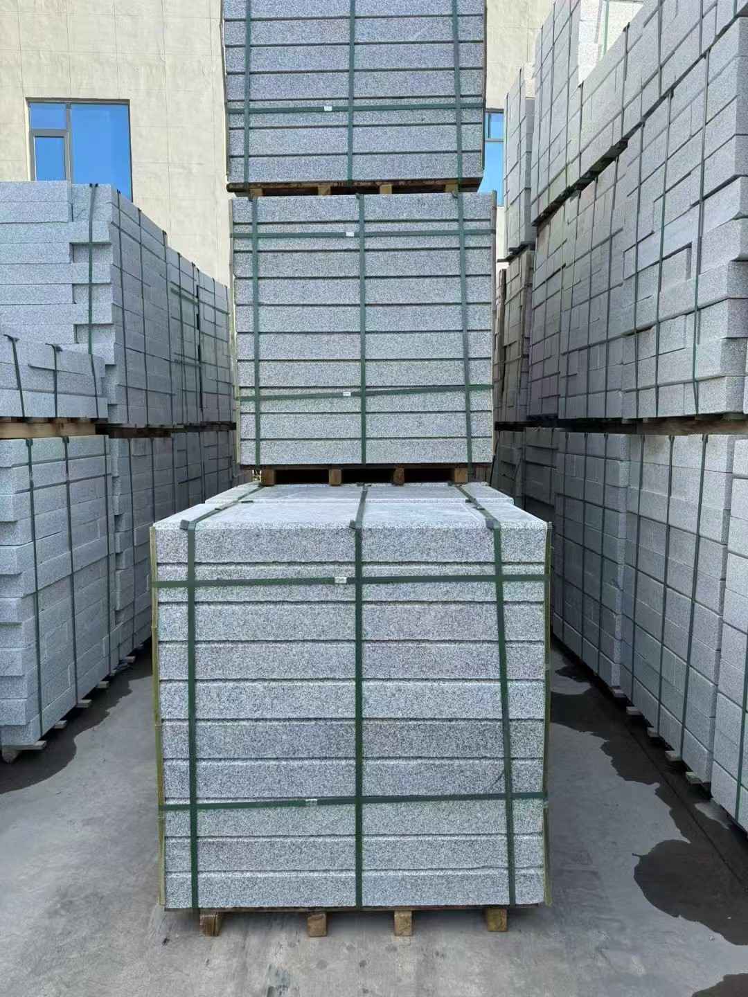 新乡 公园台阶石