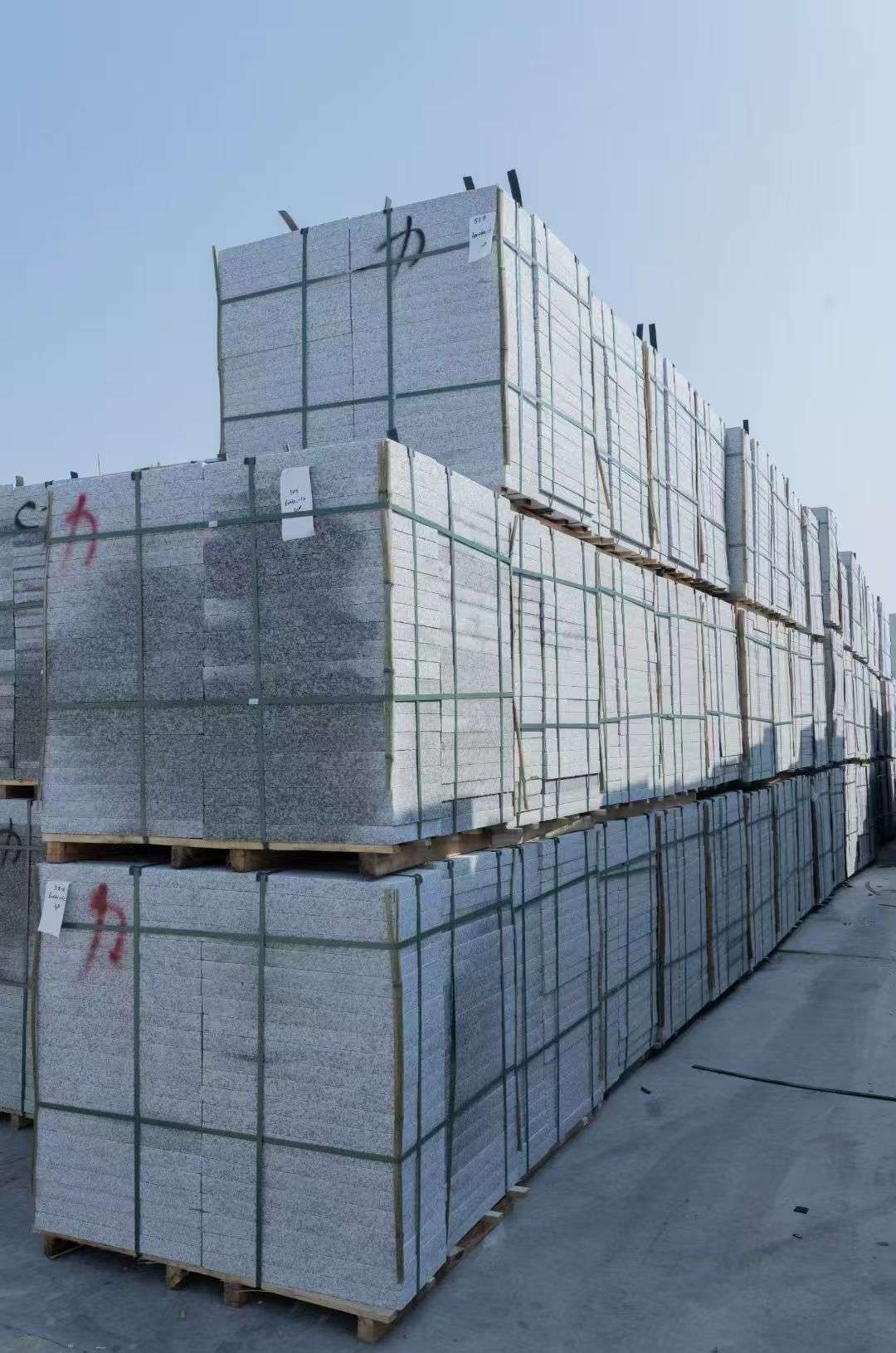 新乡 芙蓉白、大花白、小白花荔枝面成品地铺石