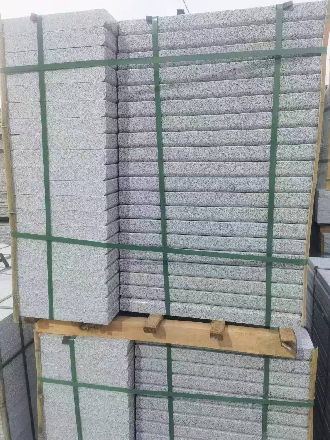 新乡 5公分芝麻白，倒斜角，室外楼梯踏步