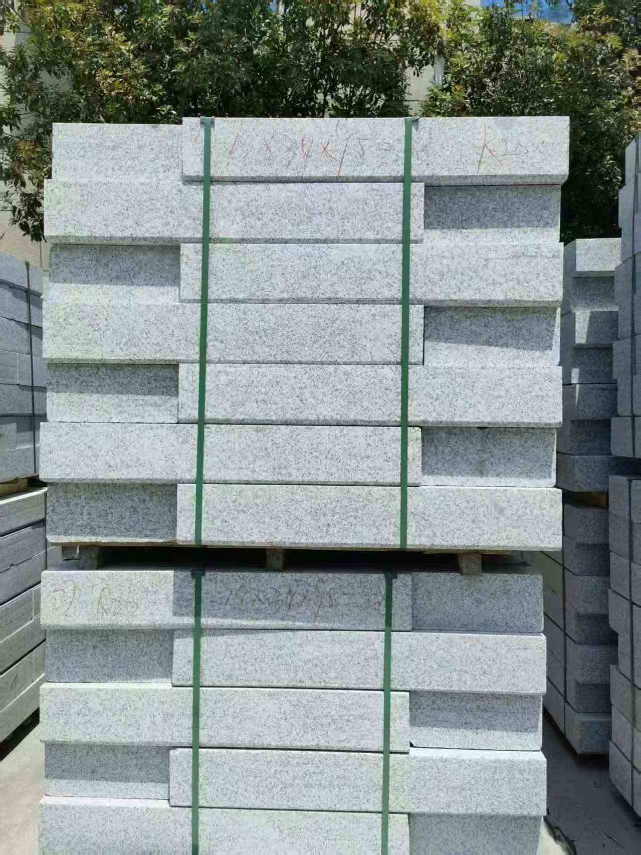 新乡 路沿石、路缘石、路侧石、路牙石、马路牙子